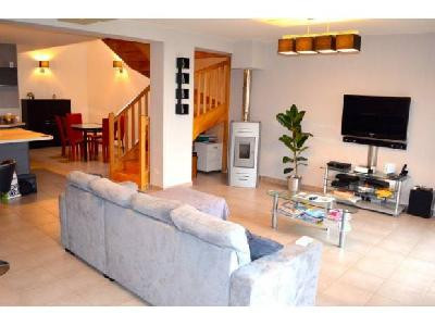 Maison 5 pieces 126 m2 photo 0